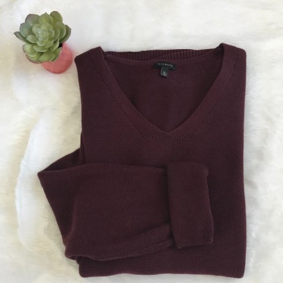 Talbots Sweaters - Talbots V-neck Tunic Sweater in Burgundy GUC